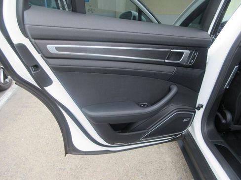Used 2023 Porsche Panamera Platinum Edition RWD image 40