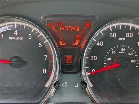 Used 2014 Nissan Versa Note SV w/ Sport Value Package image 11