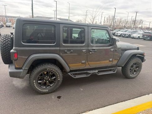 Used 2020 Jeep Wrangler Unlimited Willys image 19