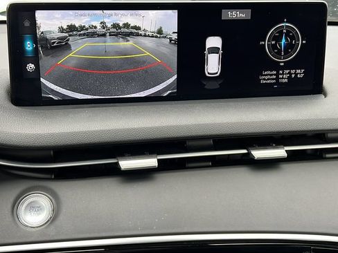 Certified 2025 Genesis GV70 2.5T AWD/4WD image 16