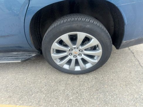 Used 2025 Chevrolet Tahoe Premier w/ Sun And Tow Package image 8