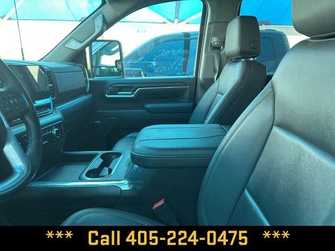Used 2024 GMC Sierra 3500 SLT w/ SLT Premium Package AWD/4WD image 16