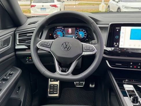 New 2026 Volkswagen Atlas Cross Sport SEL Premium R-Line AWD/4WD image 17