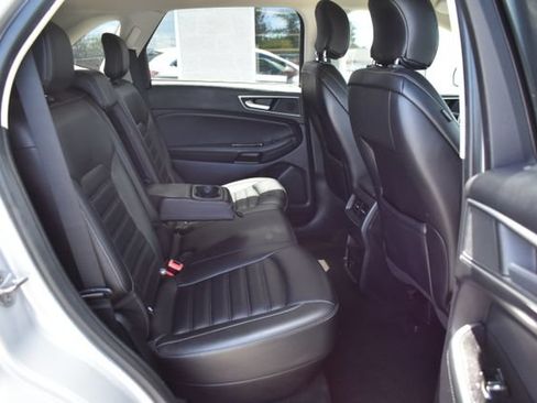 Used 2019 Ford Edge SEL w/ Equipment Group 201A AWD/4WD image 42