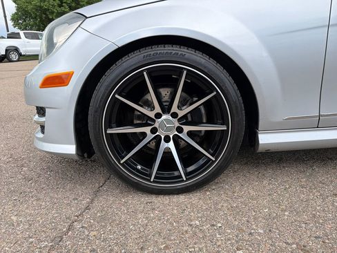 Used 2013 Mercedes-Benz C 250 Sedan image 26