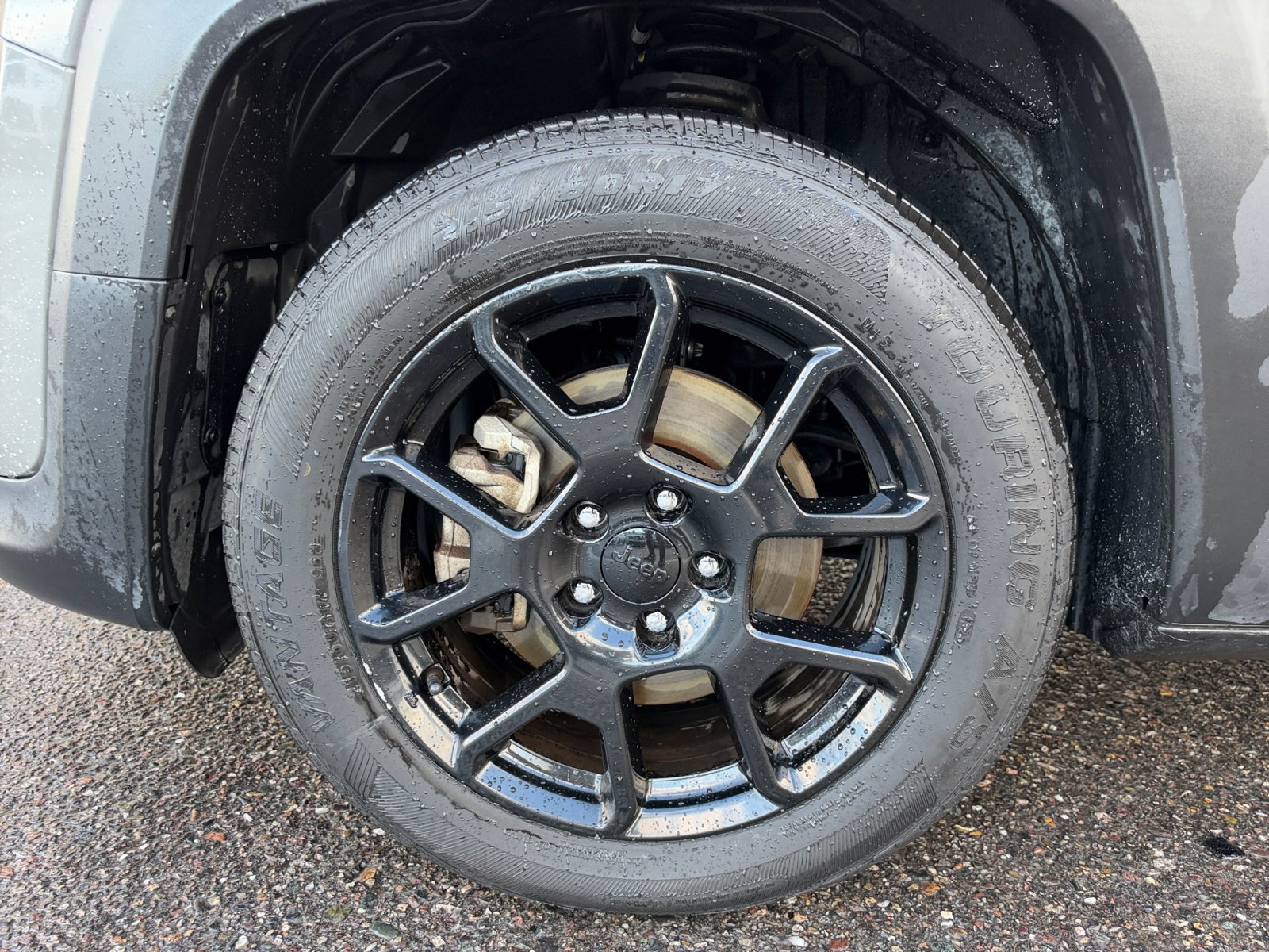 Used 2020 Jeep Renegade Altitude FWD image 26