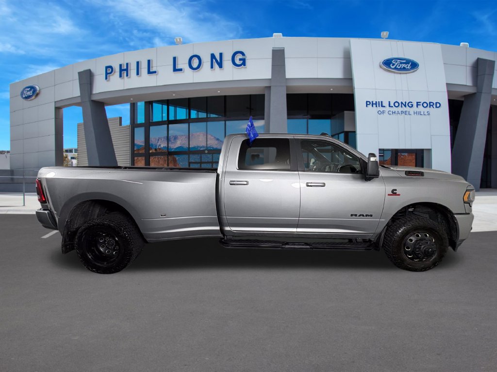 Used 2023 RAM 3500 Big Horn w/ Night Edition AWD/4WD image 6
