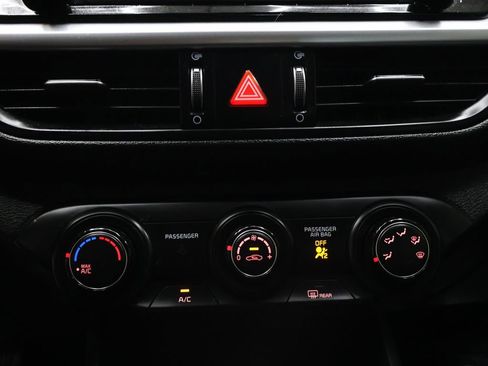 Used 2022 Kia Forte LXS w/ LXS Technology Package FWD image 25