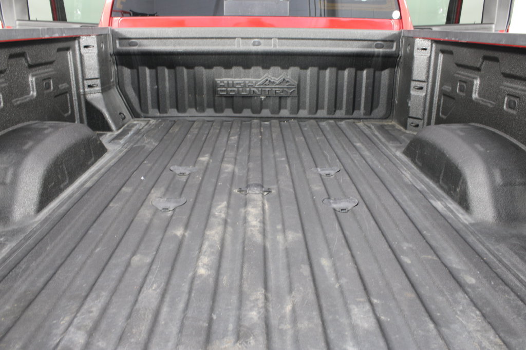 Used 2022 Chevrolet Silverado 2500 High Country w/ Z71 Off-Road Package AWD/4WD image 27