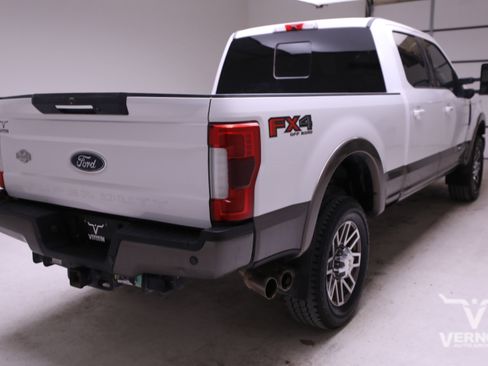 Used 2019 Ford F350 King Ranch w/ King Ranch Ultimate Package image 5