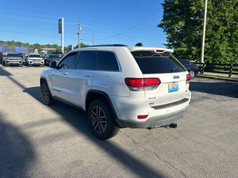 Used 2020 Jeep Grand Cherokee Laredo w/ Quick Order Package 2BN North AWD/4WD image 4