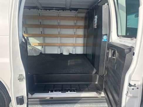 Used 2024 Chevrolet Express 2500 w/ Driver Convenience Package image 16