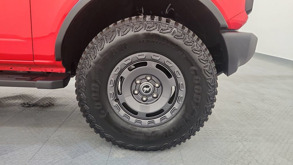 New 2024 Ford Bronco Outer Banks AWD/4WD image 29