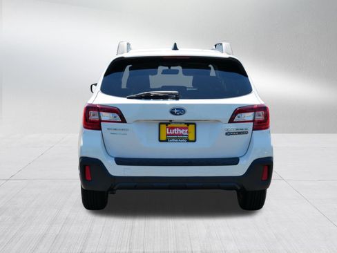Used 2019 Subaru Outback 2.5i Premium AWD/4WD image 6