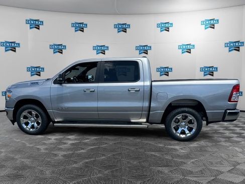 Used 2022 RAM 1500 Big Horn AWD/4WD image 3