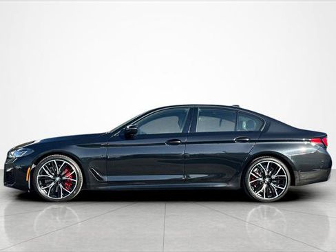 Used 2023 BMW 540i w/ M Sport Package image 2