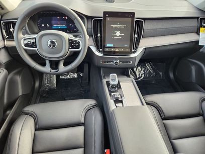 New 2026 Volvo XC90 B6 Ultra w/ Lounge Package