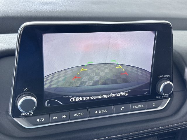 Used 2024 Nissan Rogue SV AWD/4WD image 15