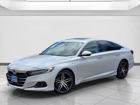Certified 2022 Honda Accord Touring image 9