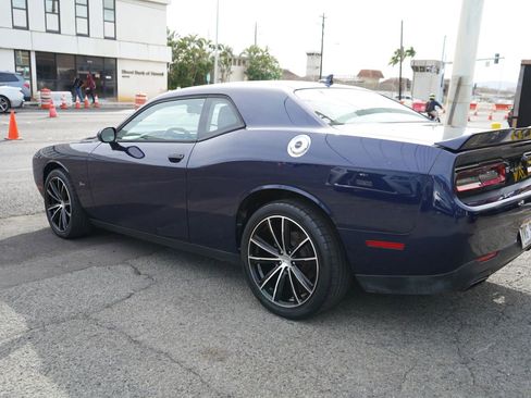 Used 2015 Dodge Challenger SXT Plus image 21