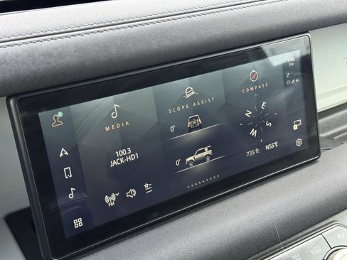 Used 2023 Land Rover Defender 90 S image 66