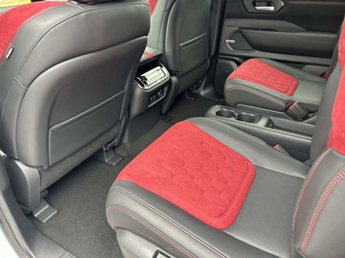 New 2026 Nissan Armada NISMO AWD/4WD image 19