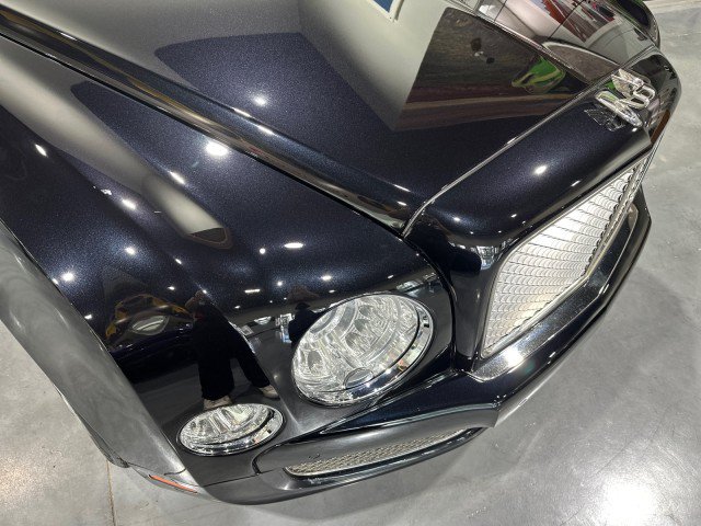 Used 2011 Bentley Mulsanne RWD image 14