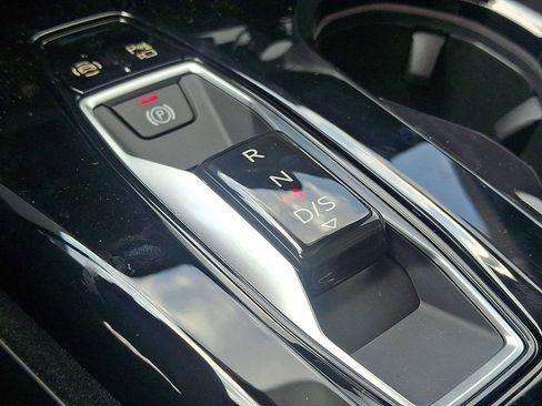 New 2025 Audi Q5 Premium Plus image 14