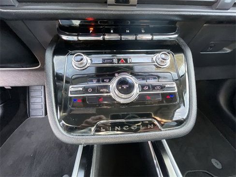 Used 2022 Lincoln Corsair FWD image 24