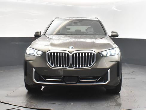 Certified 2025 BMW X5 xDrive40i w/ Premium Package image 10