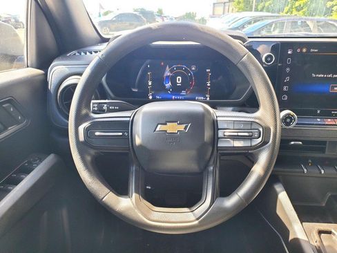 Used 2023 Chevrolet Colorado W/T RWD image 9