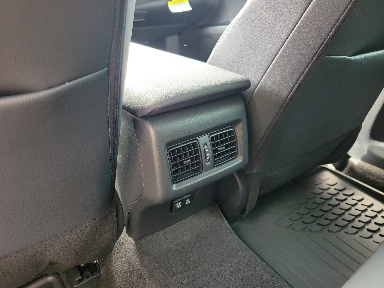 Used 2026 Toyota Camry SE w/ Convenience Package FWD image 12