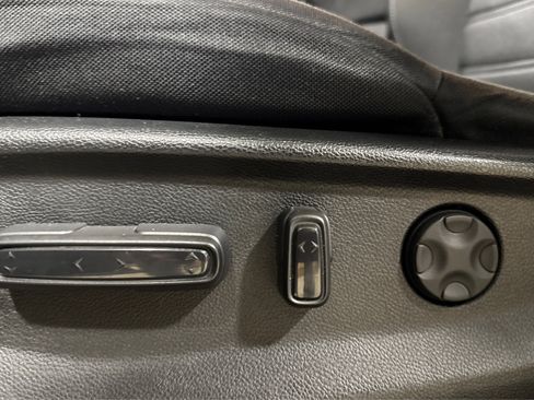 Used 2018 Honda CR-V EX image 18