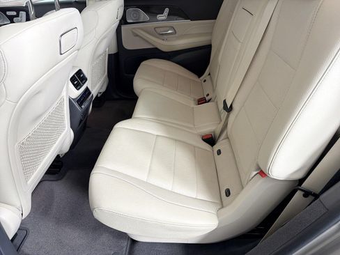 Used 2020 Mercedes-Benz GLS 450 4MATIC image 20
