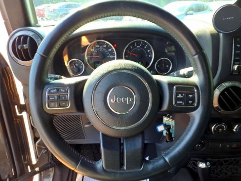 Used 2016 Jeep Wrangler Unlimited Sport w/ Quick Order Package 24S AWD/4WD image 21