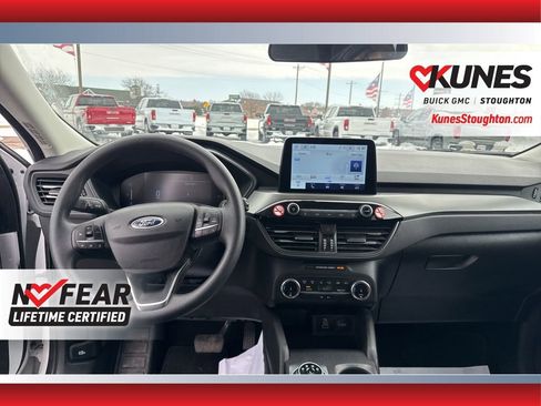 Used 2025 Ford Escape Active image 39