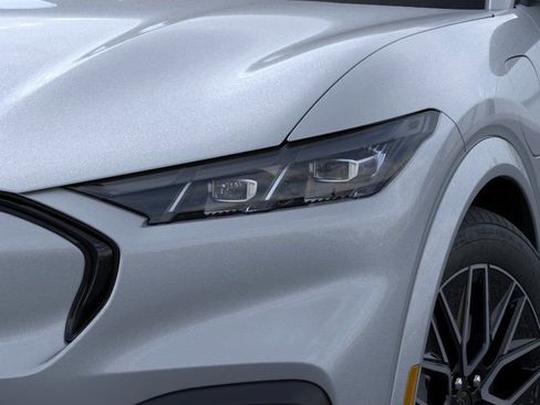 New 2026 Ford Mustang Mach-E Premium RWD image 18