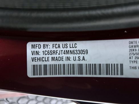 Used 2021 RAM 1500 Laramie AWD/4WD image 25