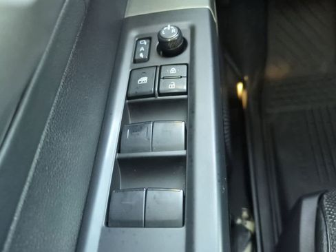 Used 2023 Toyota Tundra Limited w/ Power Package image 23