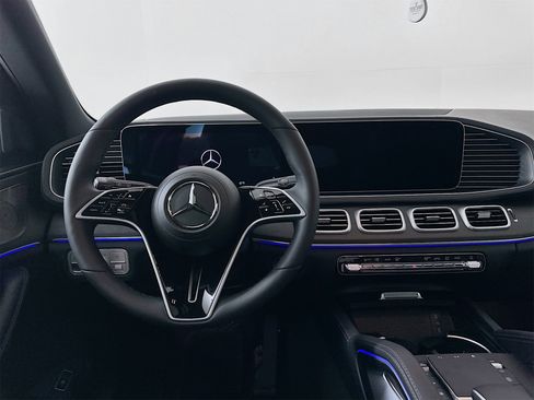 New 2026 Mercedes-Benz GLS 450 GLS 450 image 25