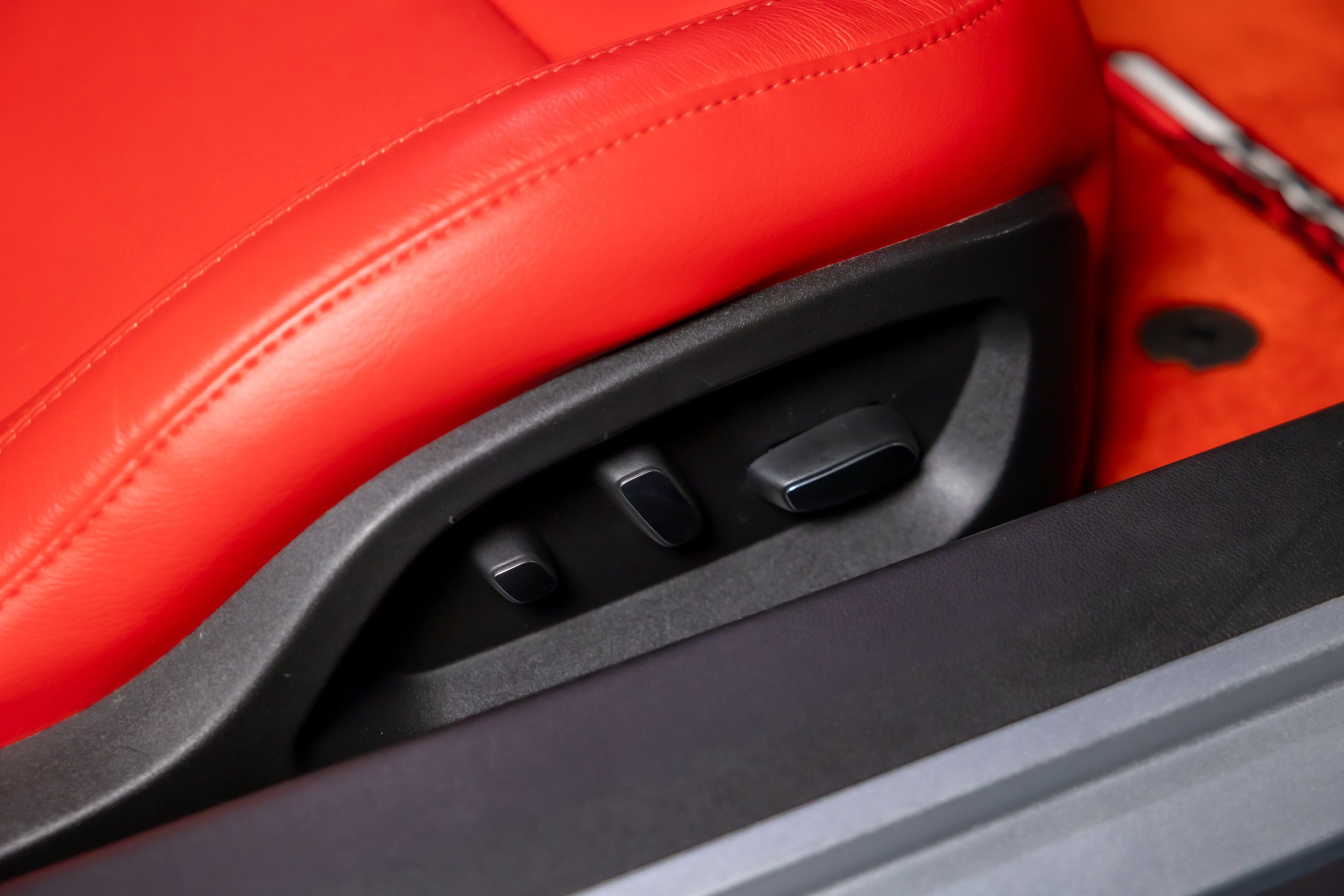 Used 2018 Chevrolet Corvette Grand Sport RWD image 40