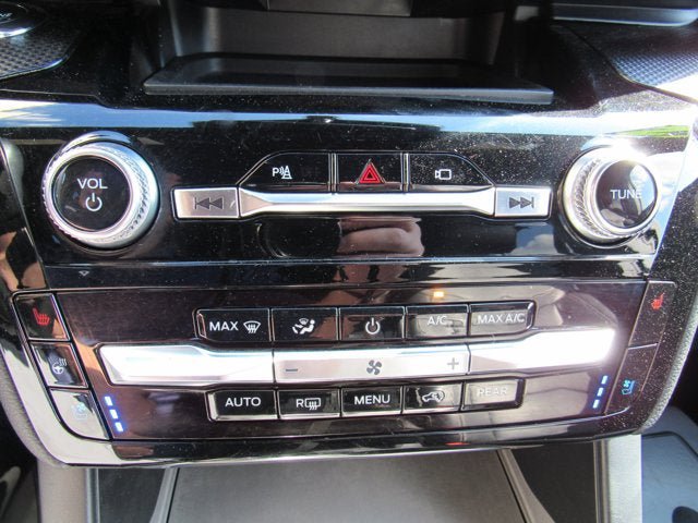 Used 2022 Ford Explorer ST w/ Equipment Group 401A AWD/4WD image 18