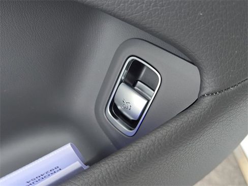 New 2026 Mercedes-Benz S 580 4MATIC Sedan image 22