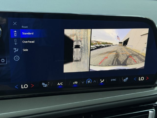New 2027 Chevrolet Traverse LT w/ Driver Confidence Package FWD image 14
