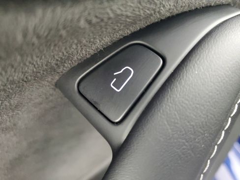 Used 2023 Tesla Model 3 Standard Range image 27