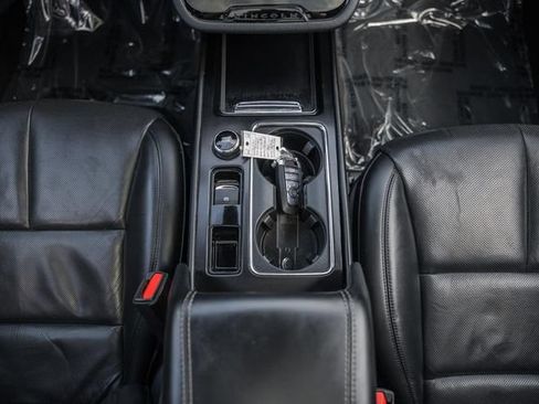 Used 2020 Lincoln Corsair AWD w/ Premium Package image 25
