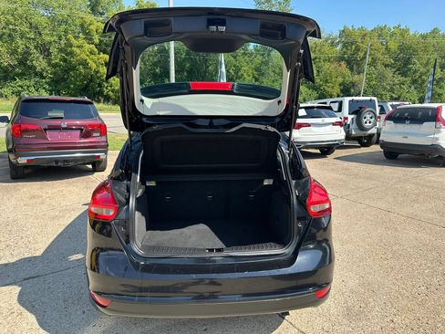 Used 2016 Ford Focus SE FWD image 7