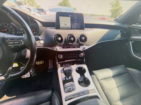 Used 2019 Kia Stinger GT2 RWD image 4