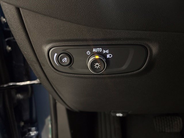 Used 2024 Chevrolet Equinox LT FWD image 14