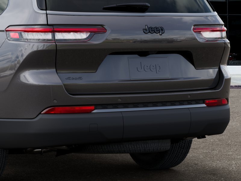 New 2026 Jeep Grand Cherokee L 4WD image 13